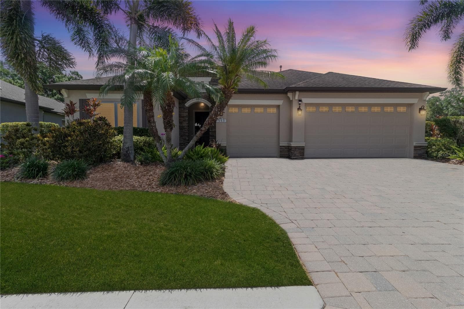 553 CHANTILLY TRAIL