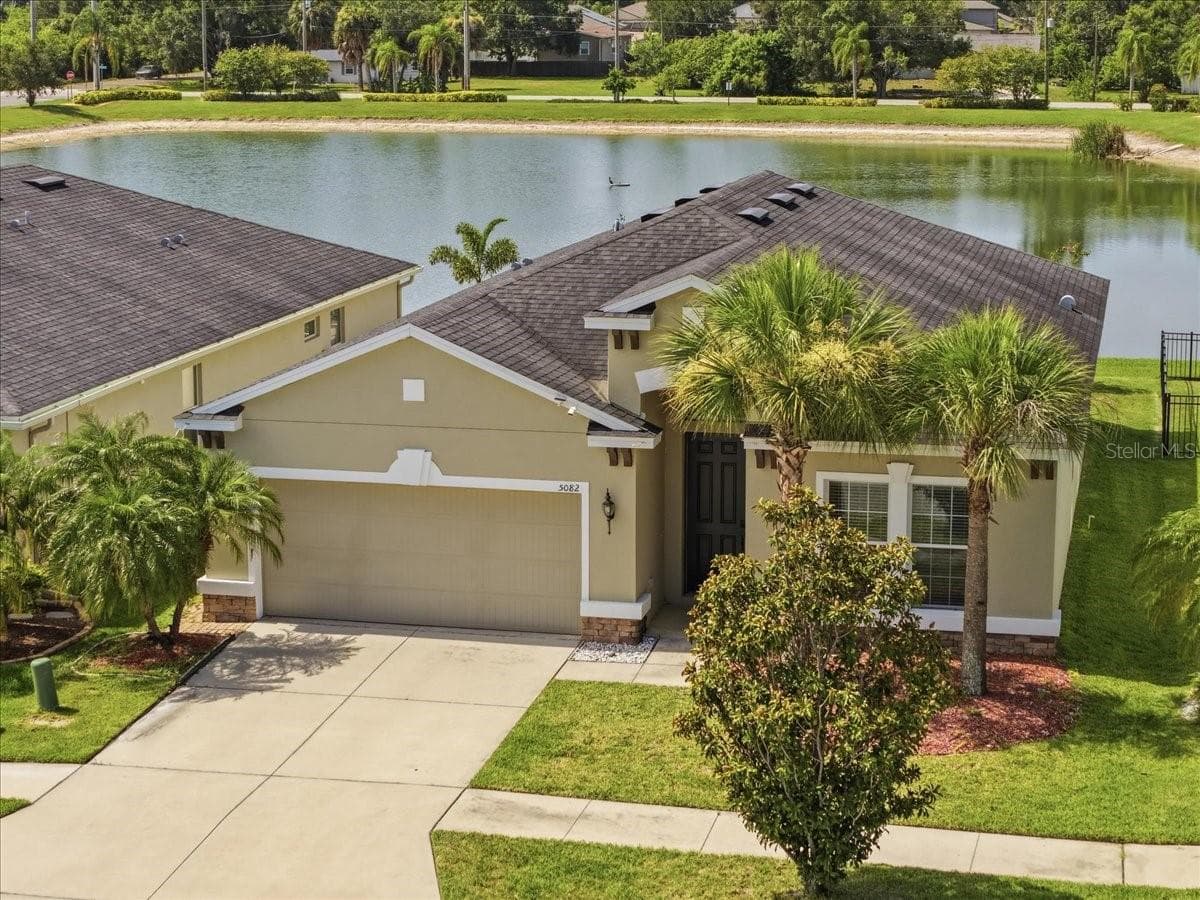 5082 INSHORE LANDINGS DRIVE