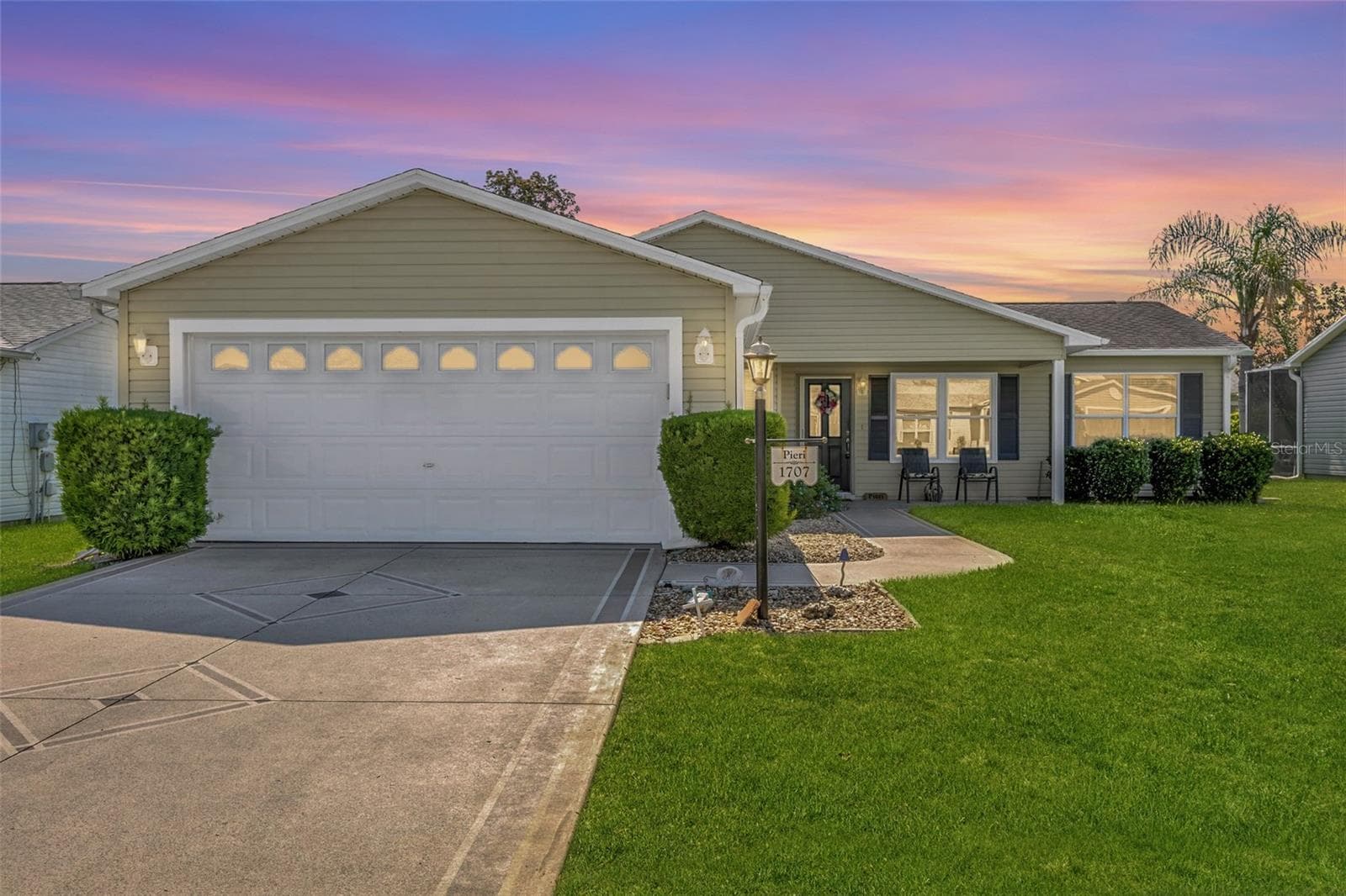 1707 GOMEZ PLACE