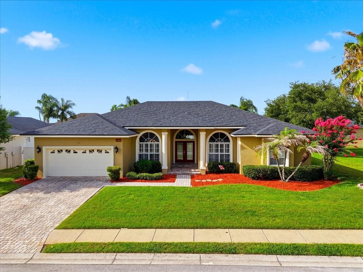 2280 CHESTERFIELD CIRCLE