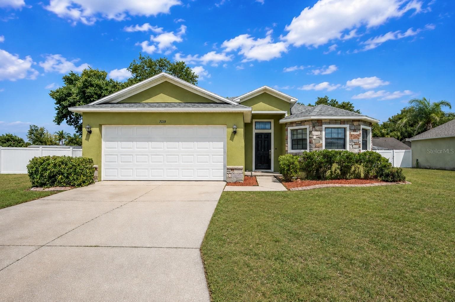 7019 HEATHERBROOK DRIVE