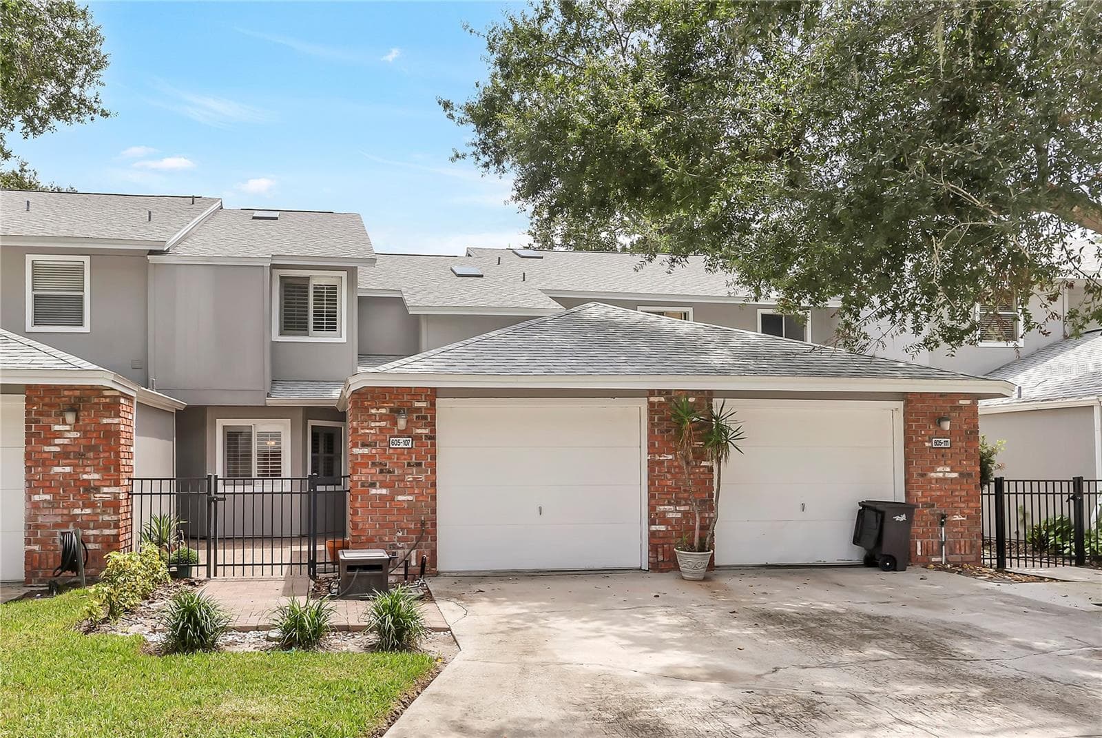 605 CHESTNUT OAK CIRCLE