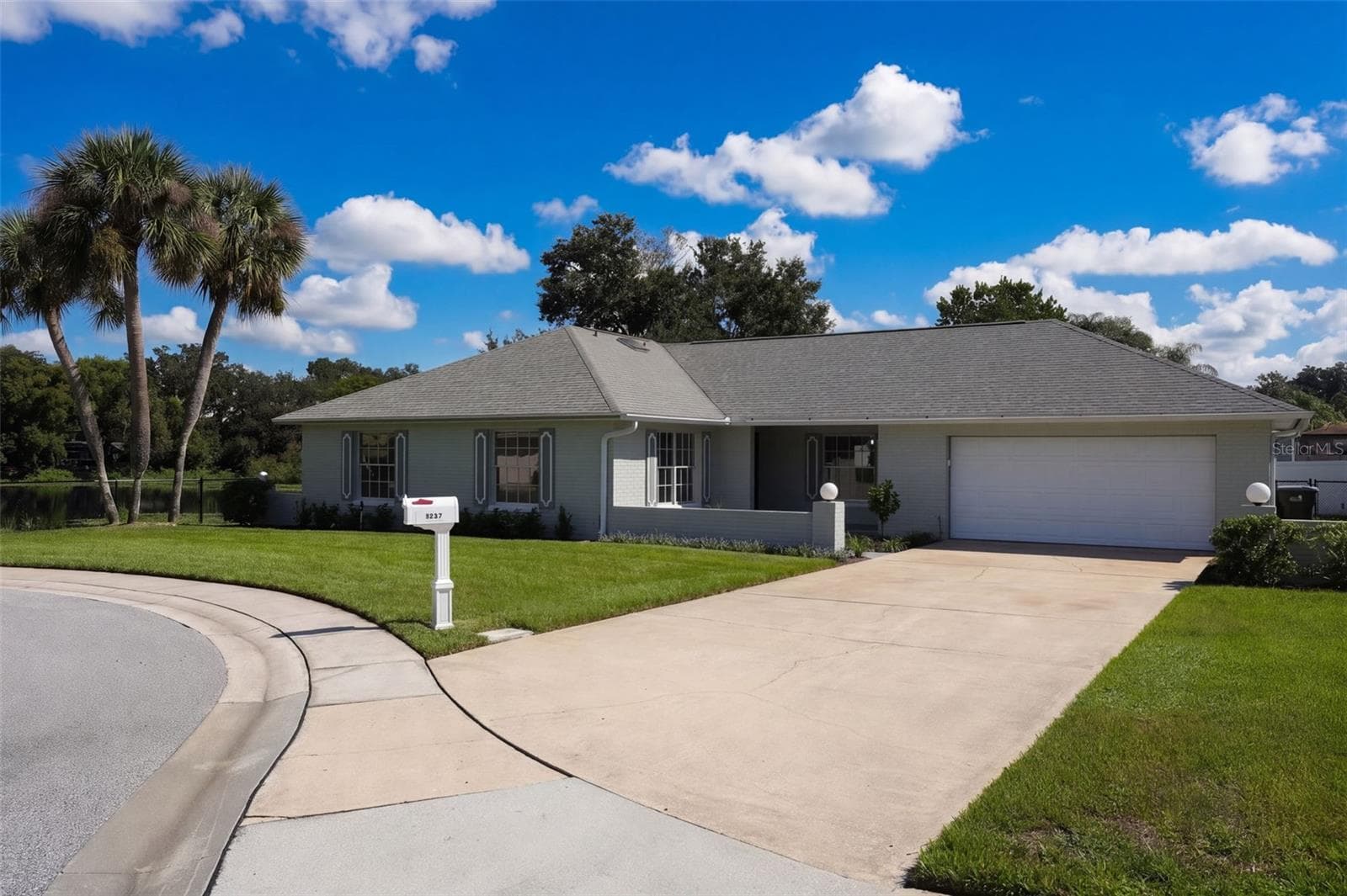 4507 DEEDE LANE