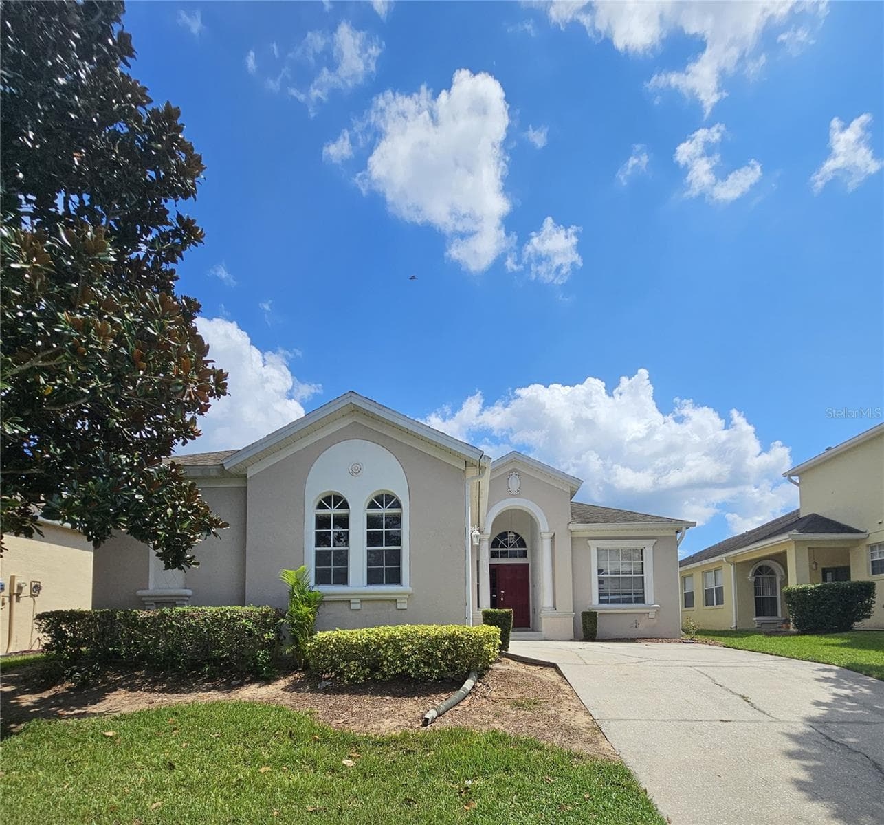 704 EOLA WAY