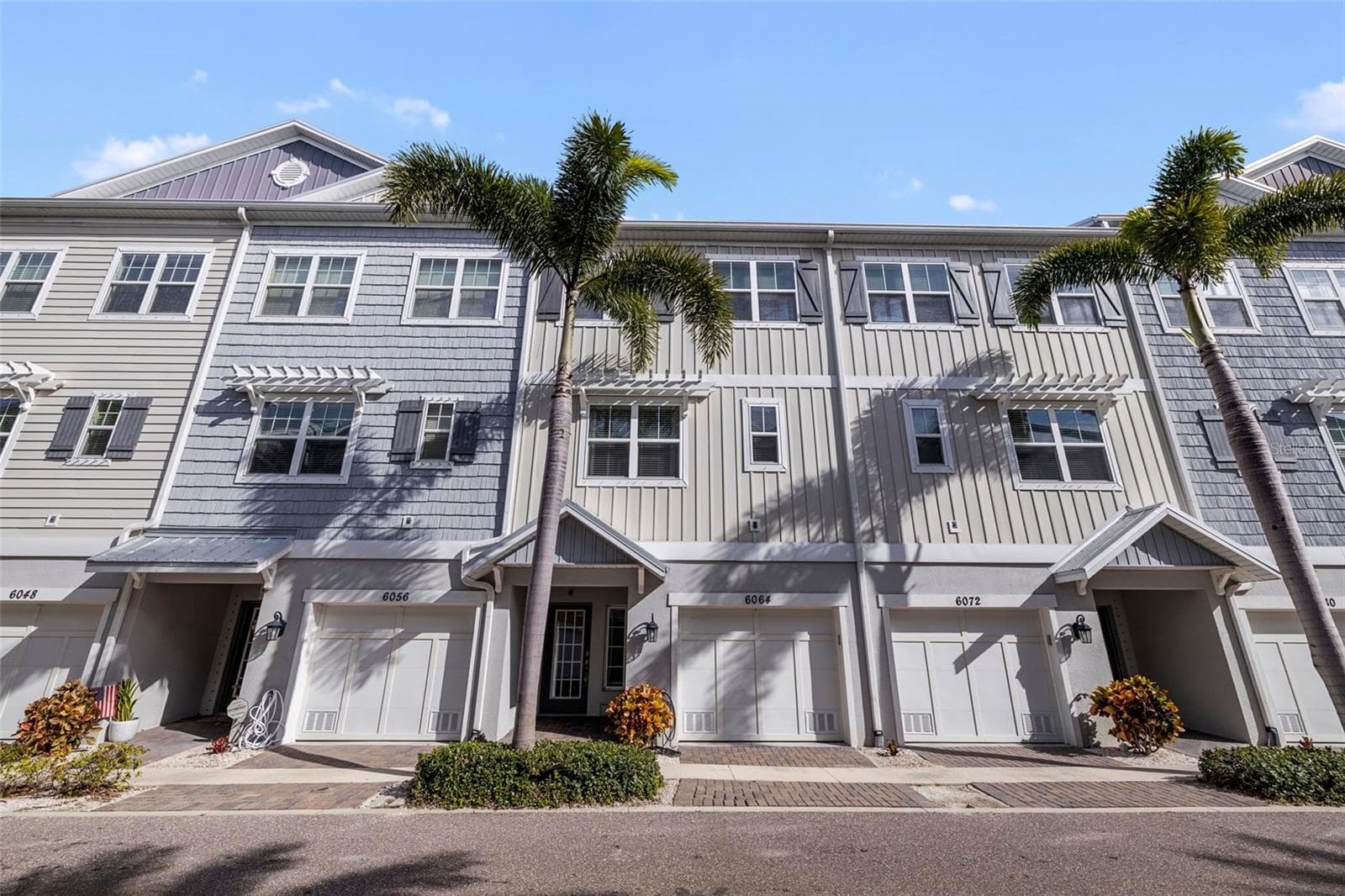 6064 MOORINGS DRIVE