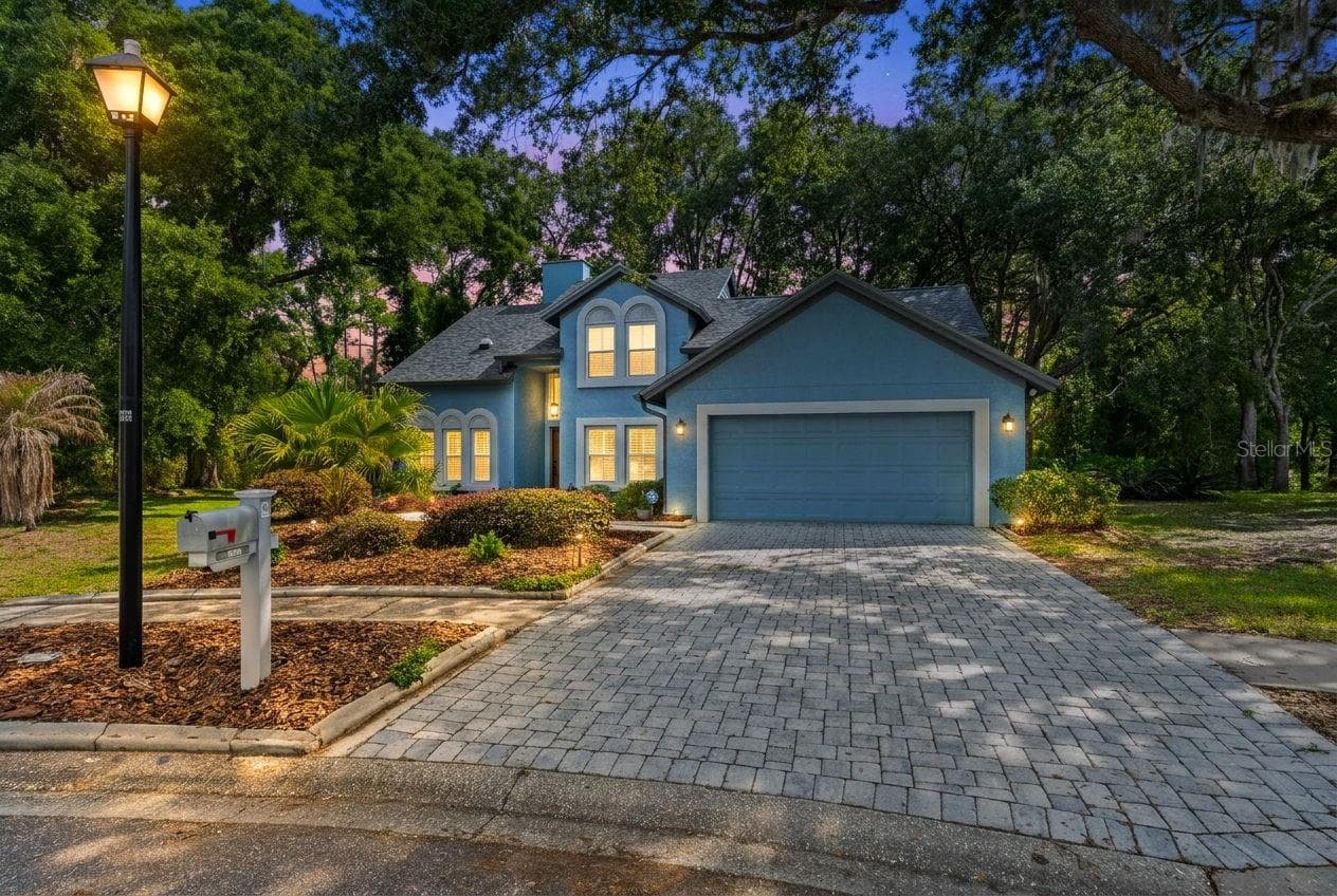 16105 CADBURY COURT