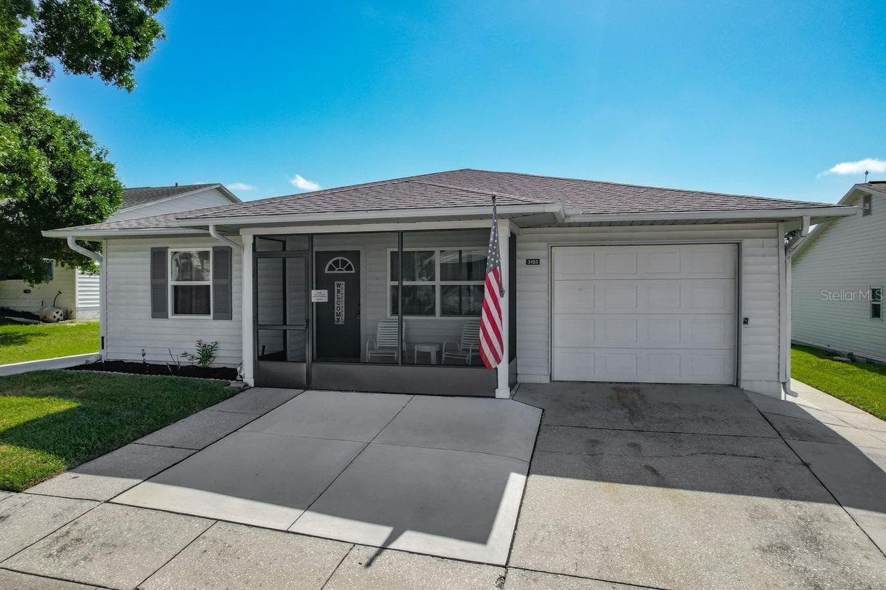 3123 PRAIRIE DUNES CIRCLE