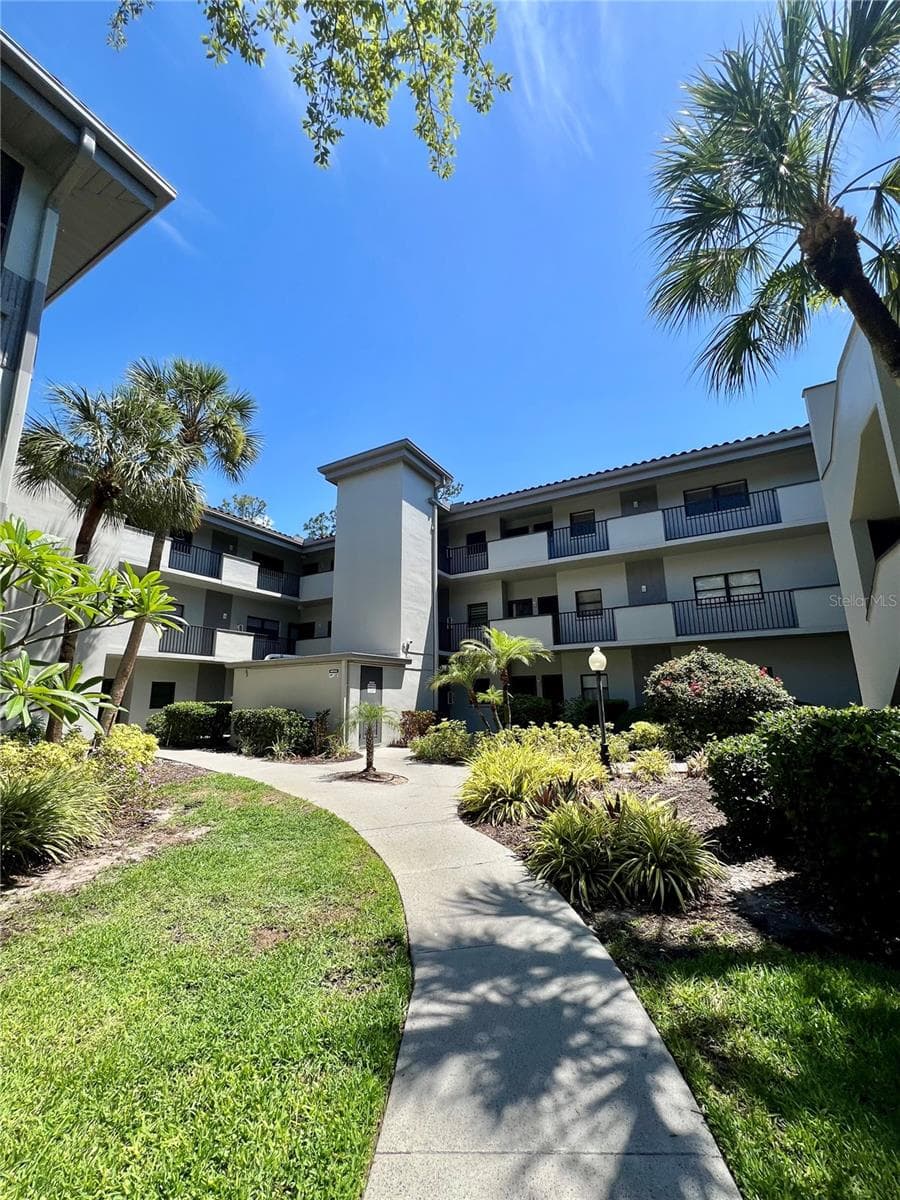 2650 COUNTRYSIDE BOULEVARD