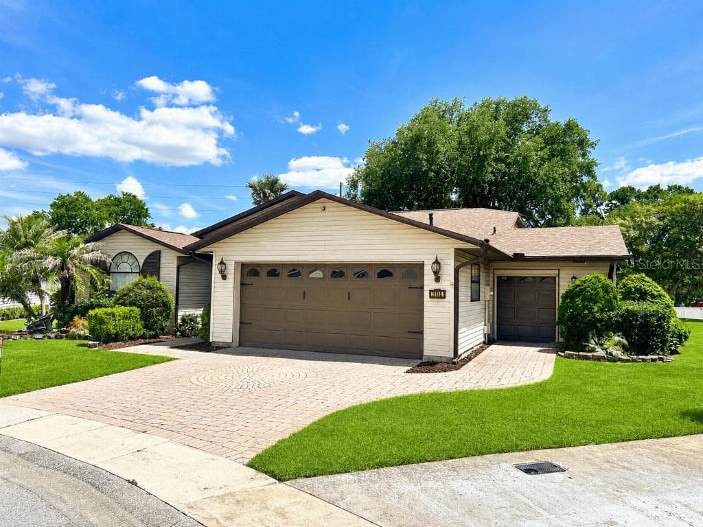 3104 SAND TRAP COURT