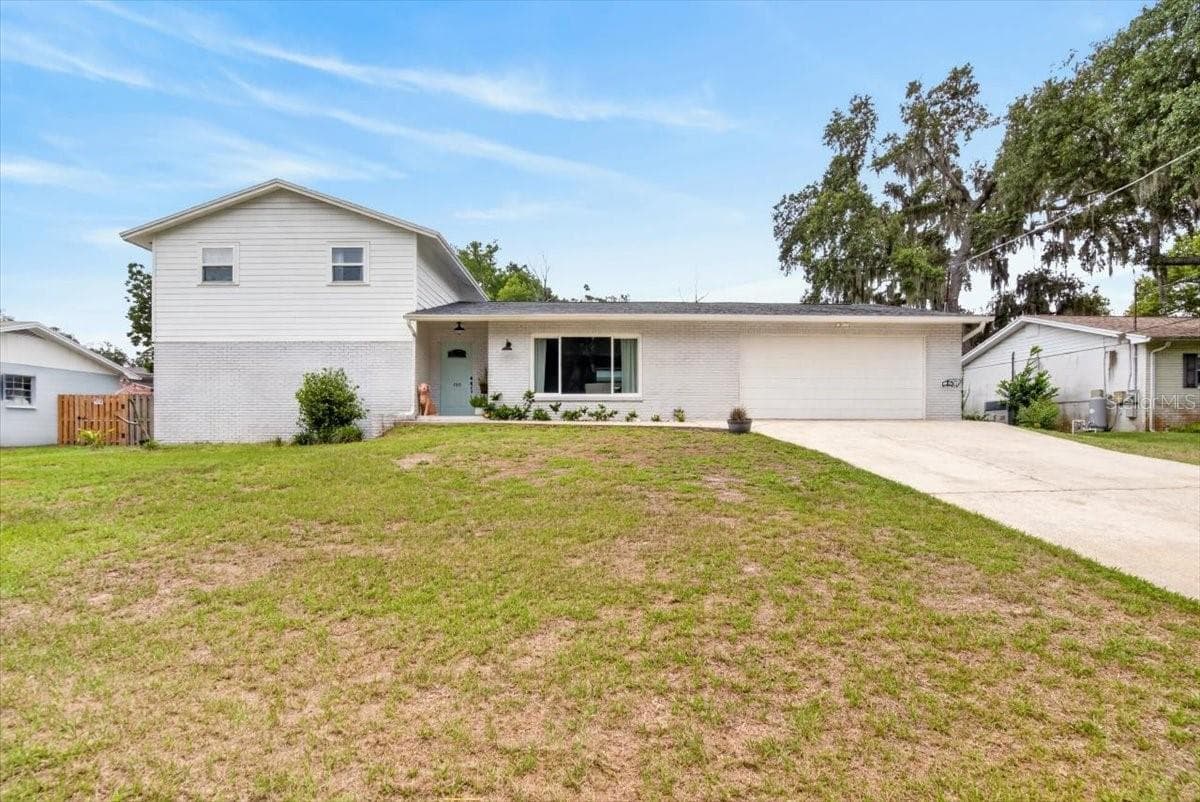 115 BRENTRIDGE DRIVE