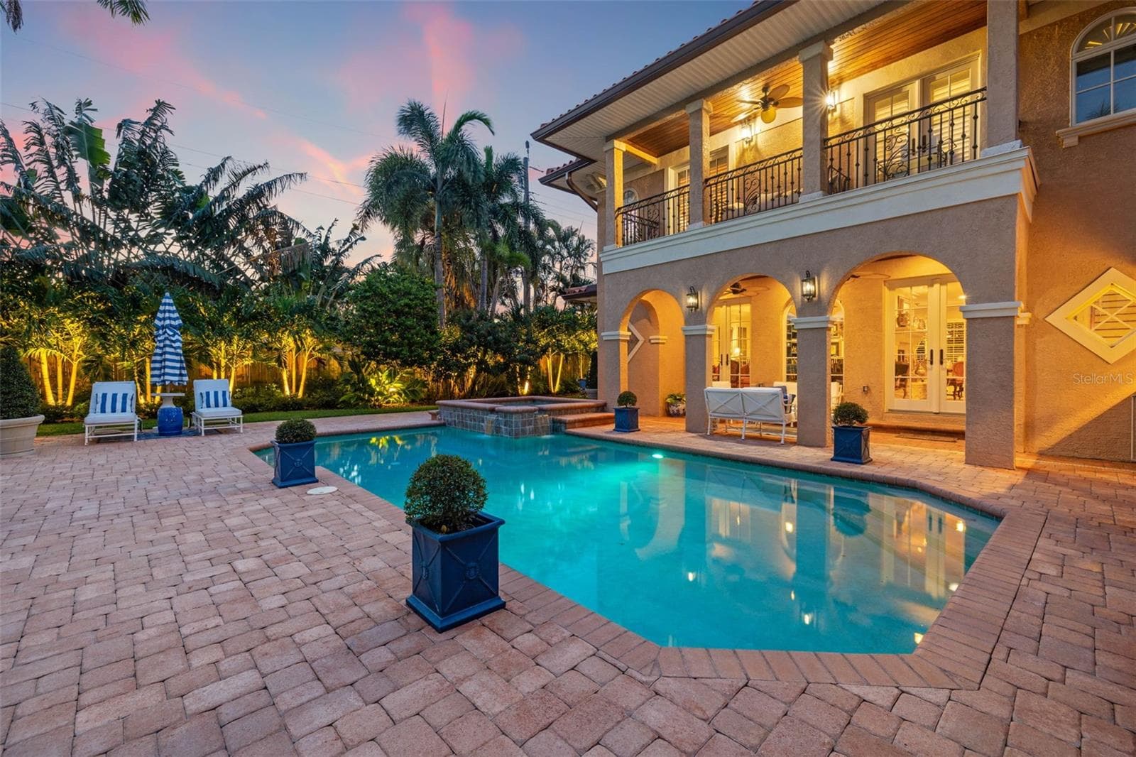 1124 SEVILLE LANE
