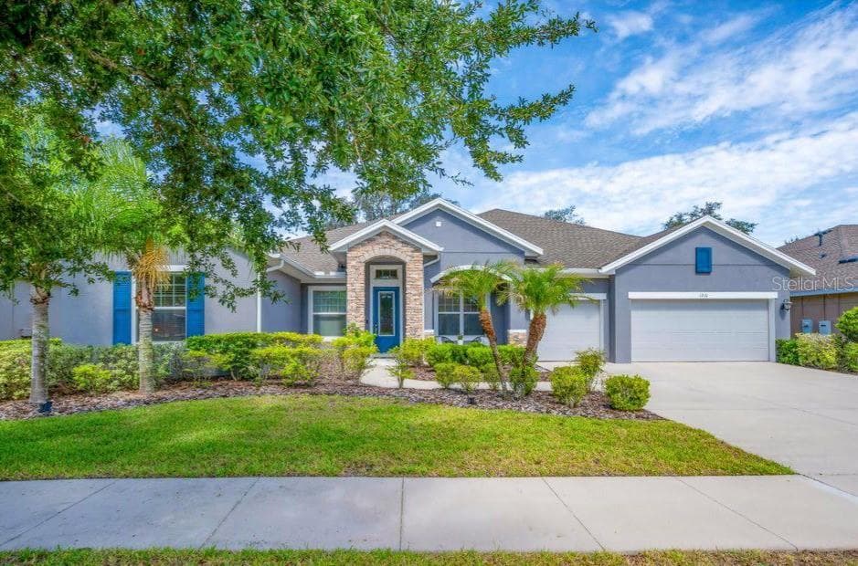 1210 LOREA LANE