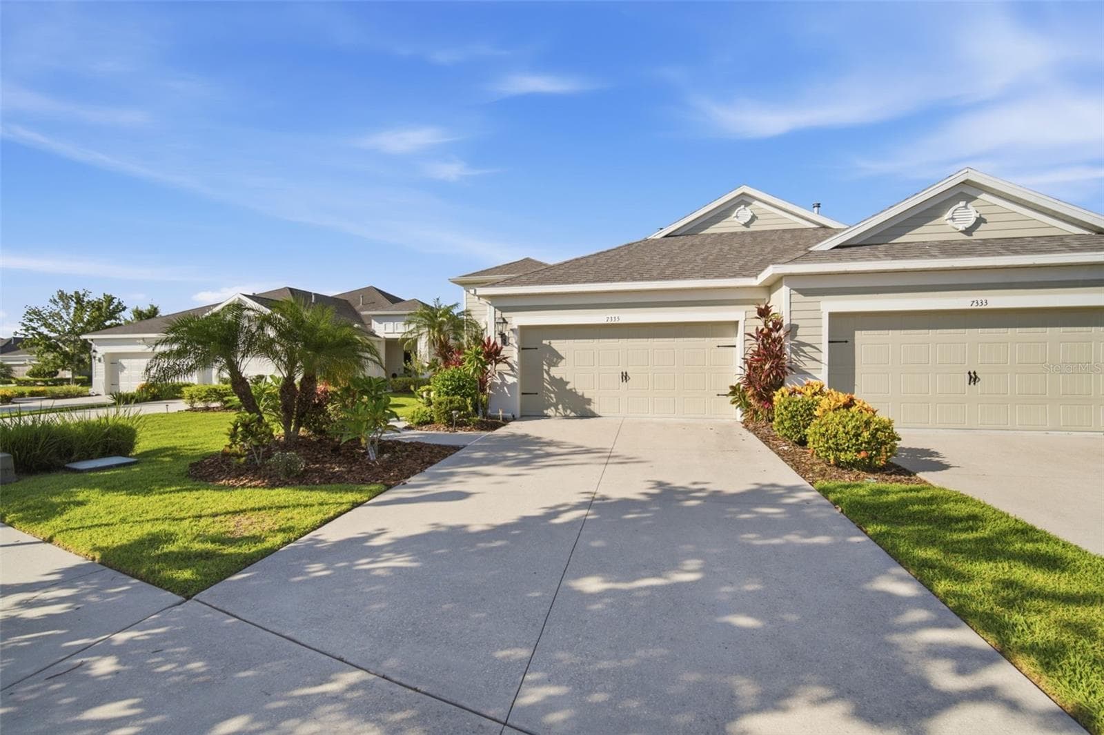7335 PARKSHORE DRIVE