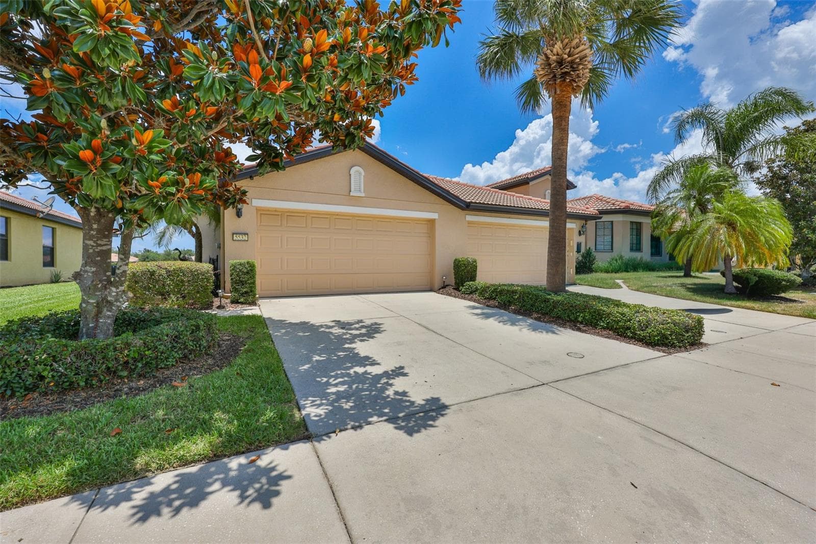 5532 SUNSET FALLS DRIVE