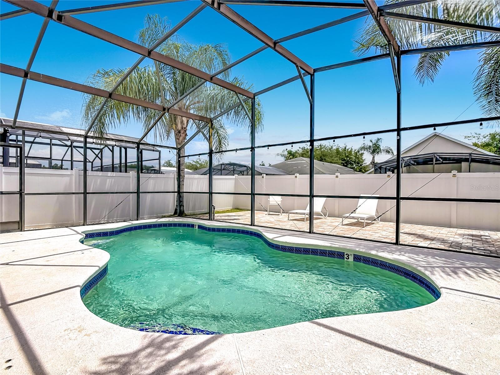 1021 TOURMALINE DRIVE