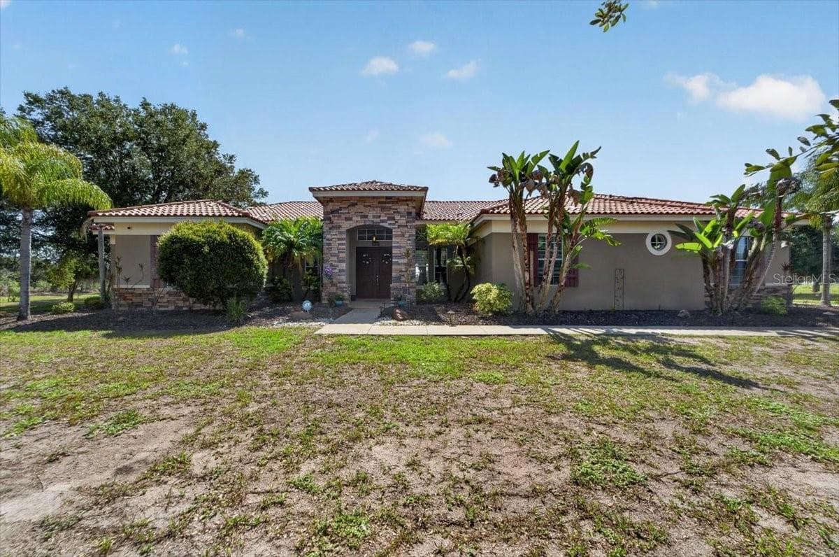 5325 LAKE SIENA DRIVE