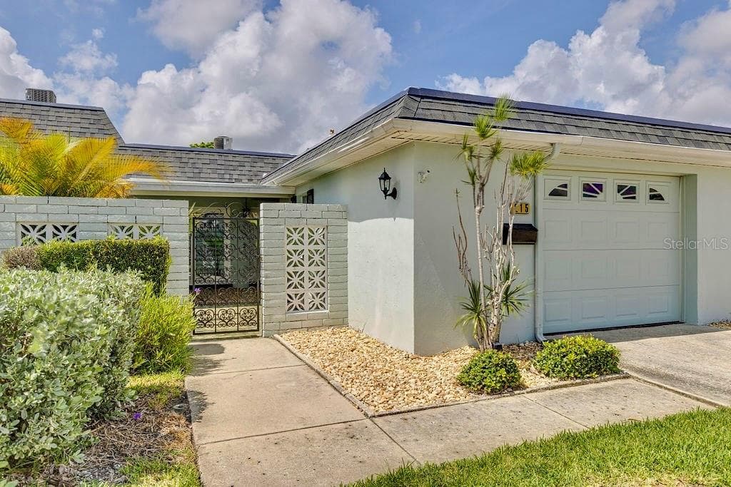 215 BOCA CIEGA POINT BOULEVARD