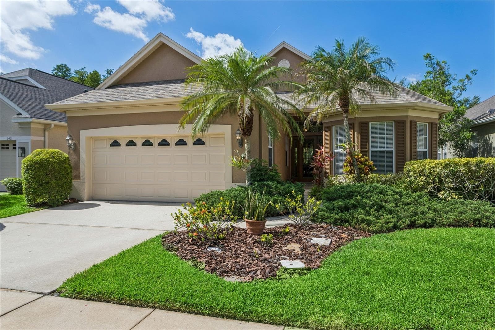 9419 GREENPOINTE DRIVE