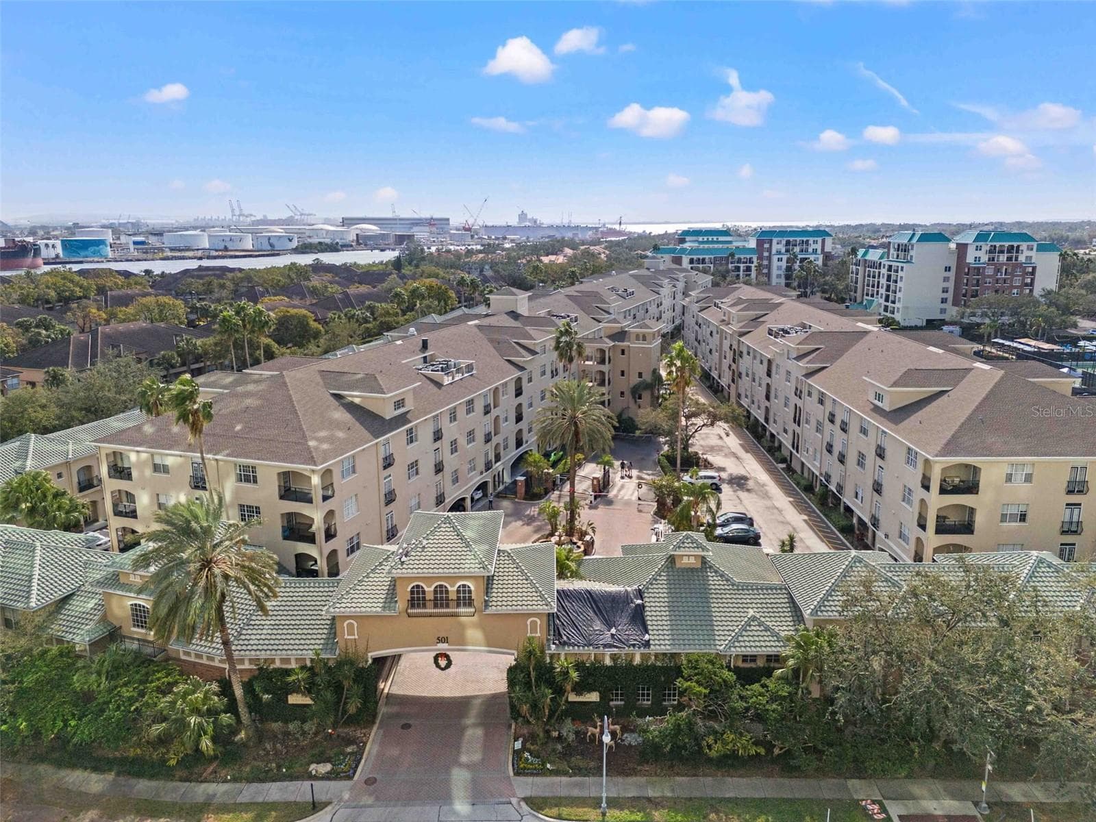 501 KNIGHTS RUN AVENUE