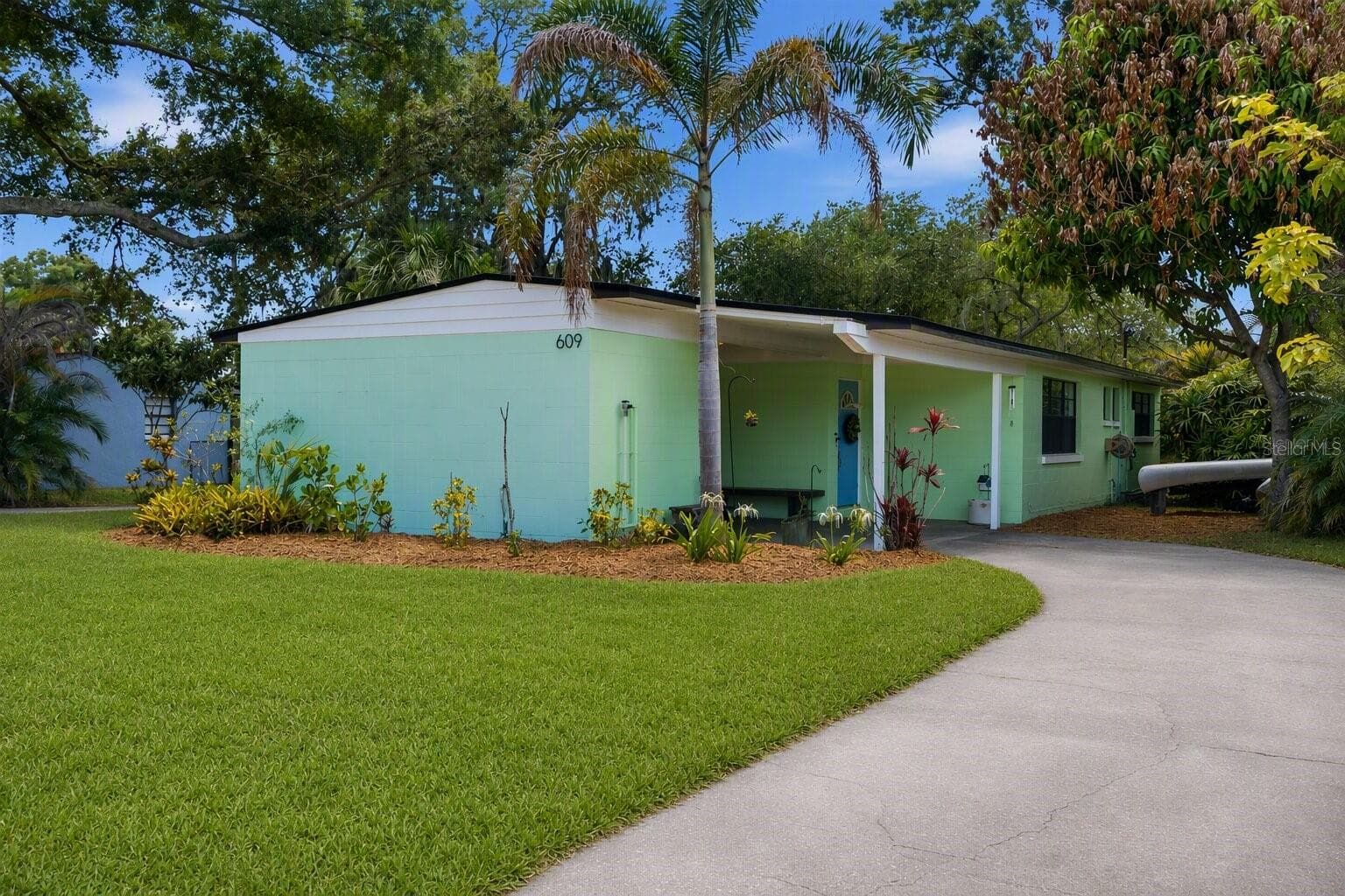 609 RIVER DRIVE