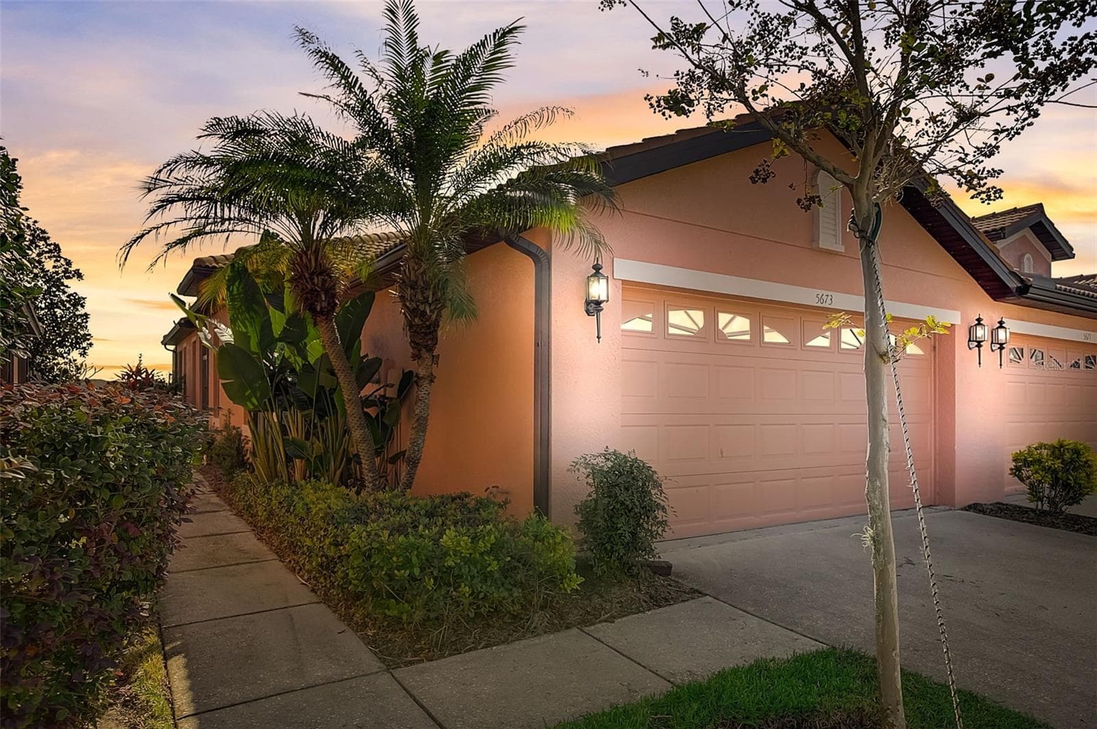 5673 SUNSET FALLS DRIVE