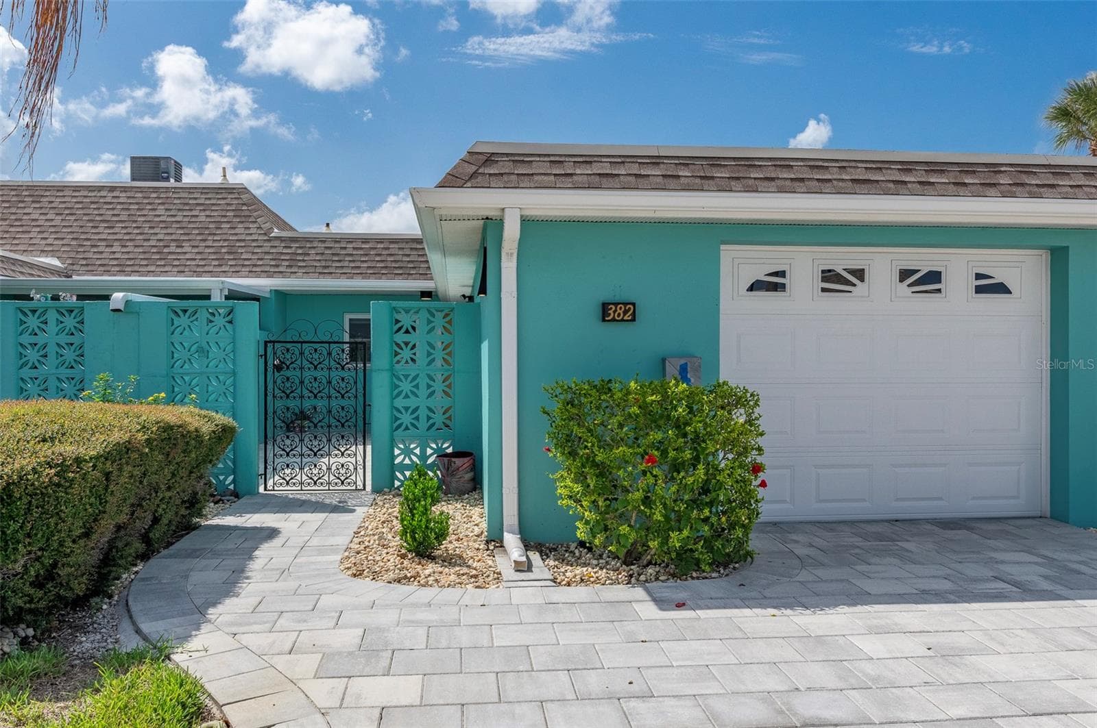 382 BOCA CIEGA POINT BOULEVARD