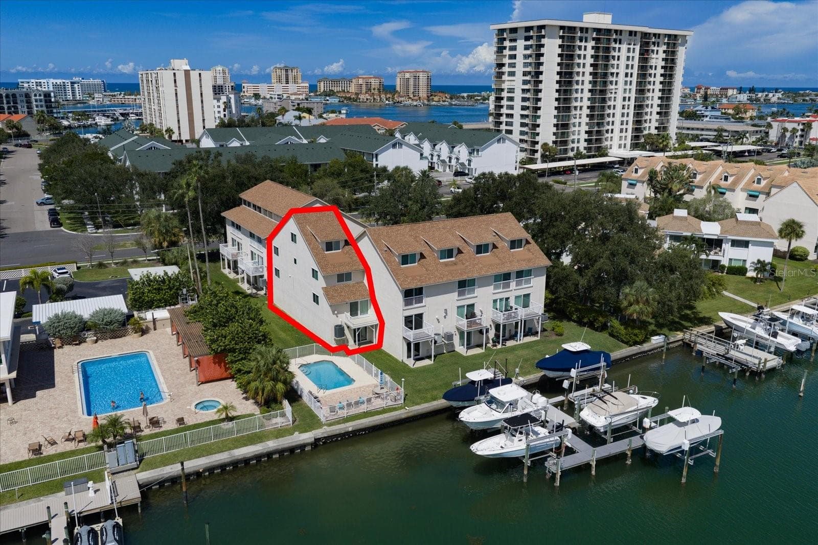 301 ISLAND WAY