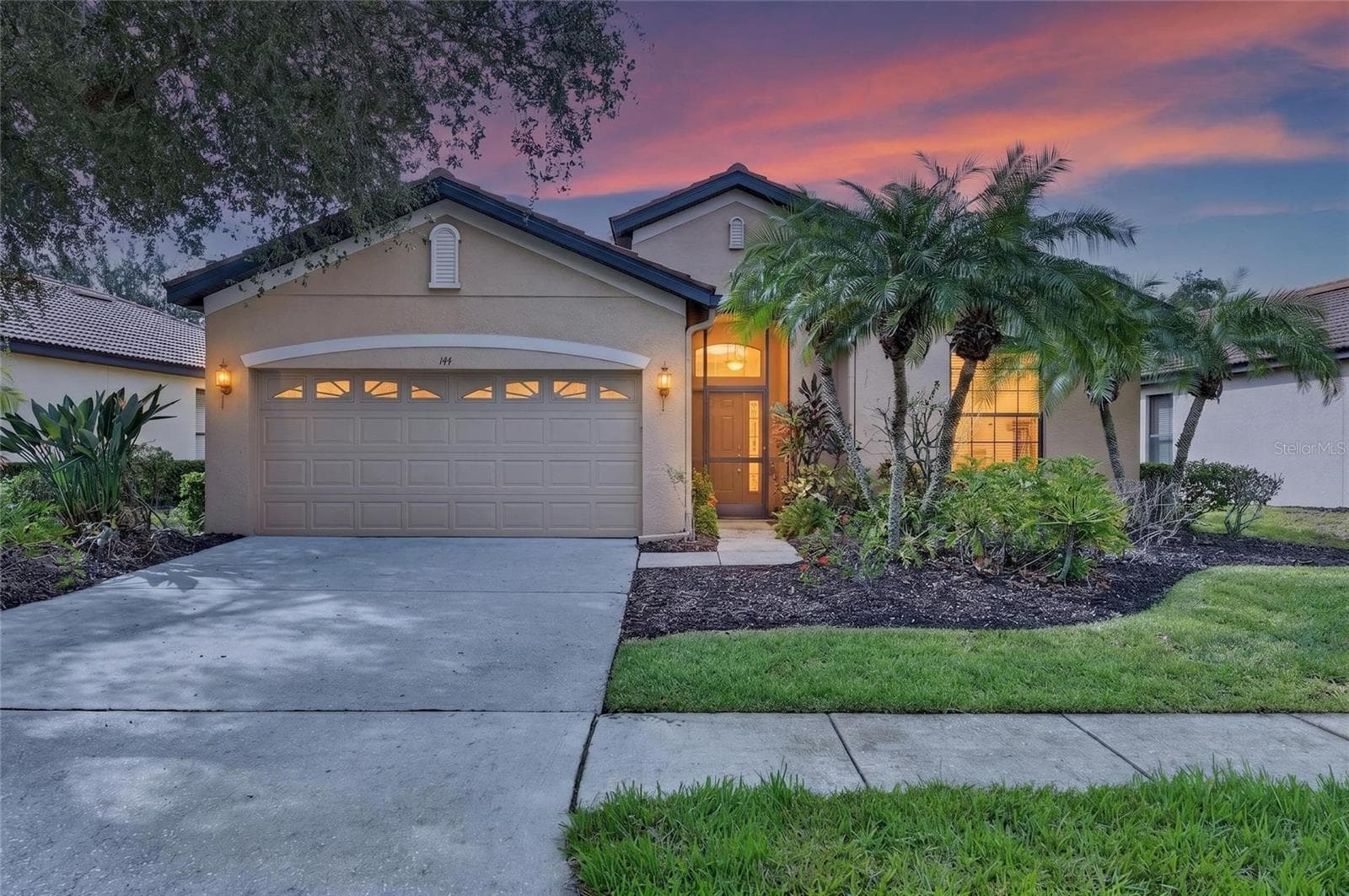 144 SILVER FALLS DRIVE