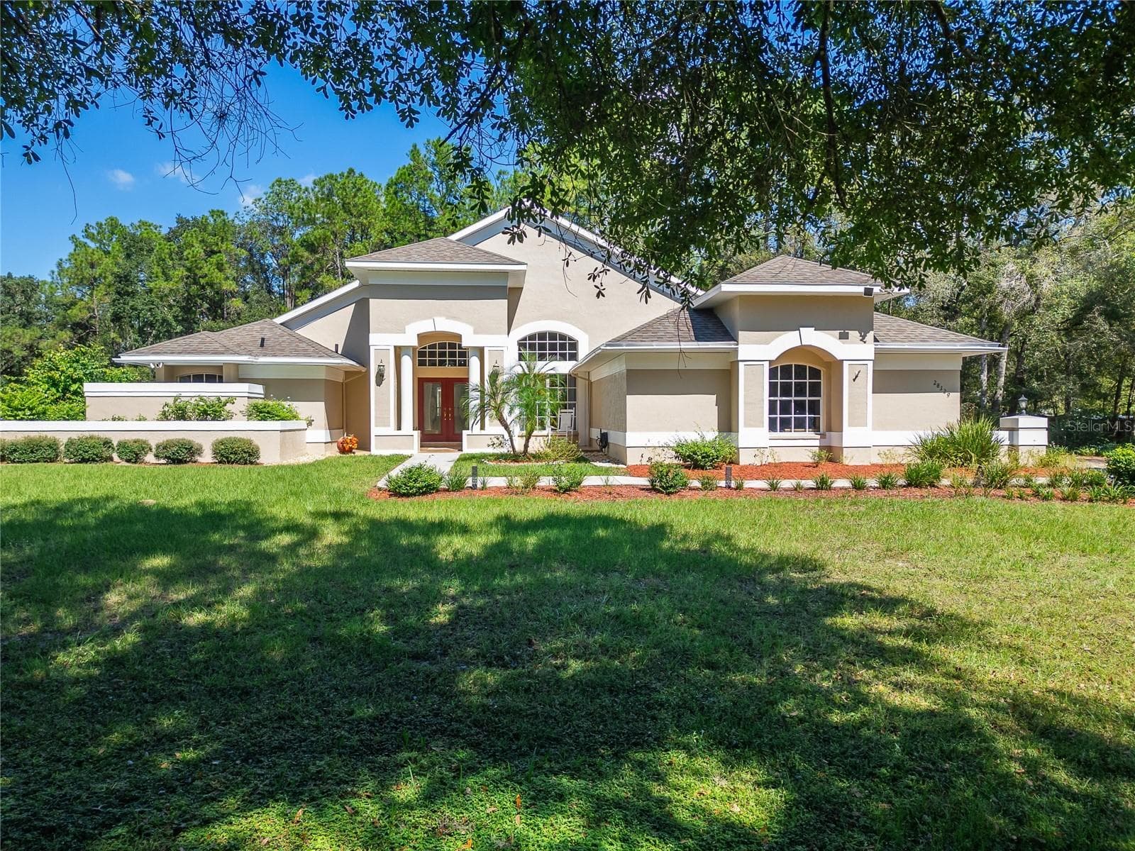 28329 LINDENHURST DRIVE
