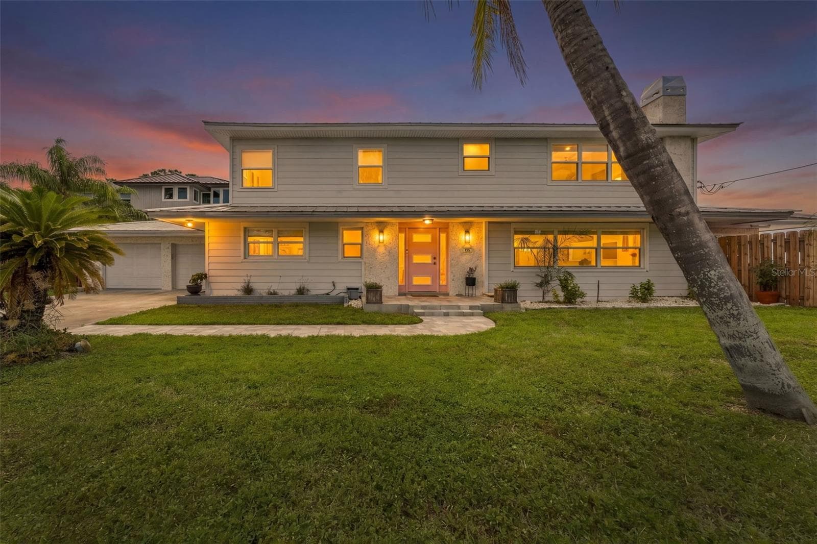 135 HARBOR DRIVE